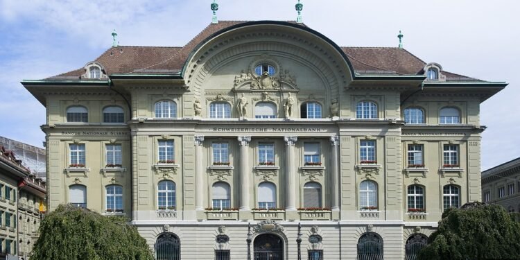 Expert Insights: Central Banks’ Growing Interest in Bitcoin Acquisition