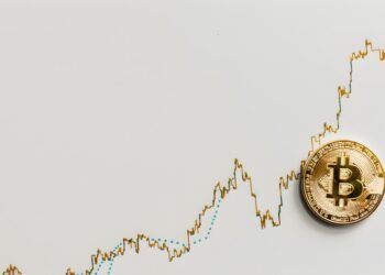 Coinbase’s Historic S&P 500 Inclusion Marks Watershed Moment for Cryptocurrency Industry