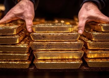 Gold Markets Rebound After Sharp Decline as Major Banks Project ,000 Price Target Gold Markets Rebound After Sharp Decline as Major Banks Project ,000 Price Target