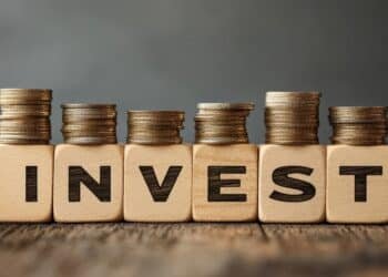 The Three Numbers Warren Buffett Uses to Build Wealth (And Why Wall Street Doesn’t Want You to Know Them)