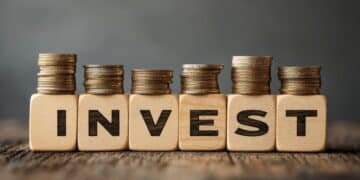 The Three Numbers Warren Buffett Uses to Build Wealth (And Why Wall Street Doesn’t Want You to Know Them)